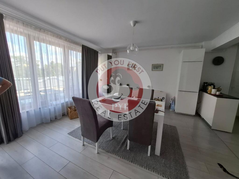 Piata Romana | 2 camere | 81mp | Decomandat | B12312