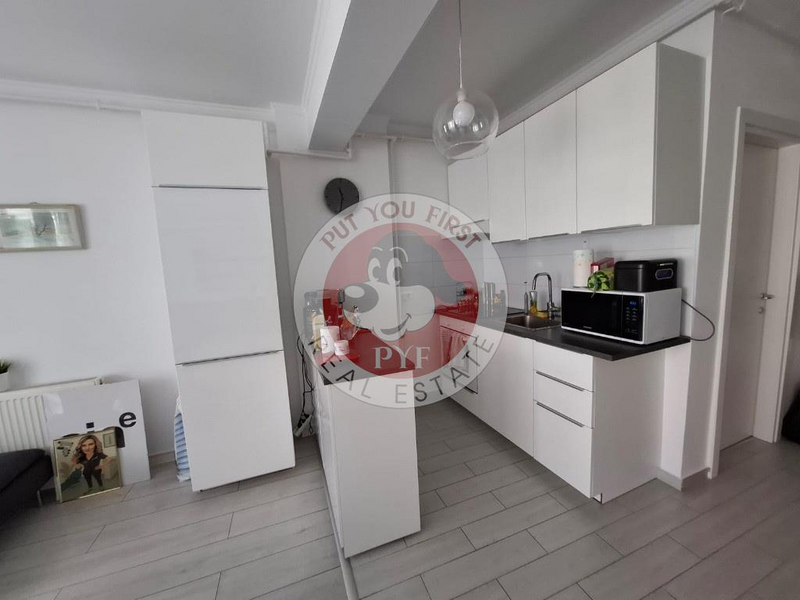 Piata Romana | 2 camere | 81mp | Decomandat | B12312